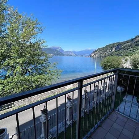 Roberta Vakantiehuis Mandello del Lario