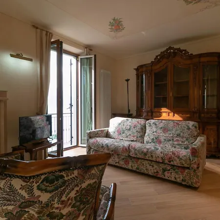 Roberta Vakantiehuis Mandello del Lario