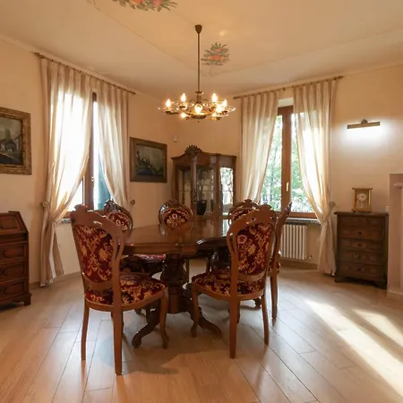 Vakantiehuis Roberta Mandello del Lario